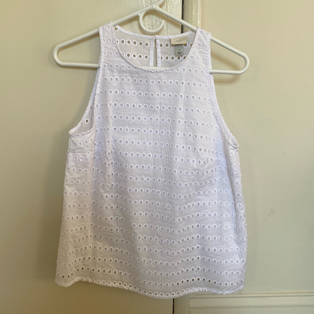 White tank top blouse